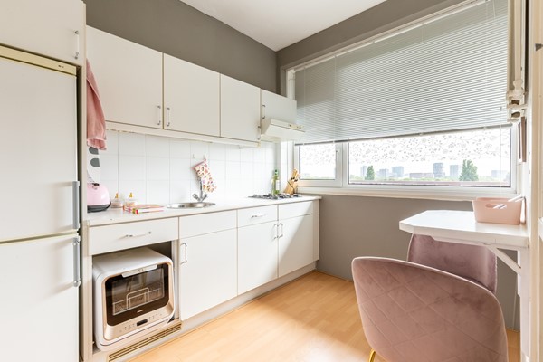 Medium property photo - Burgemeester de Vlugtlaan 325, 1063 BP Amsterdam